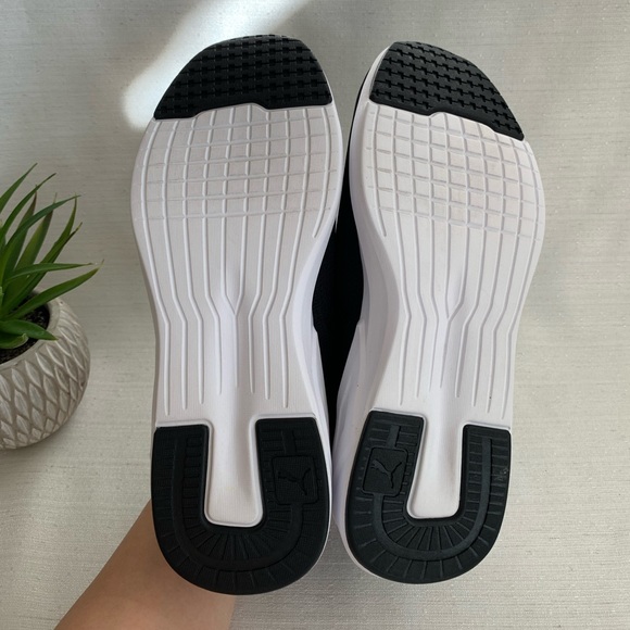 Puma Black and White Chroma Slip-On Light Weight Athletic Sneakers Woman’s 8 - Picture 10 of 10